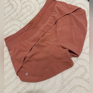 LULULEMON SPEED UP MID RISE 4”